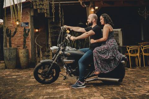 Fotos de casal na chuva

Ensaio com garoa Presidente Prudente

Ensaio romântico na natureza

Fotografia de casal espontânea'