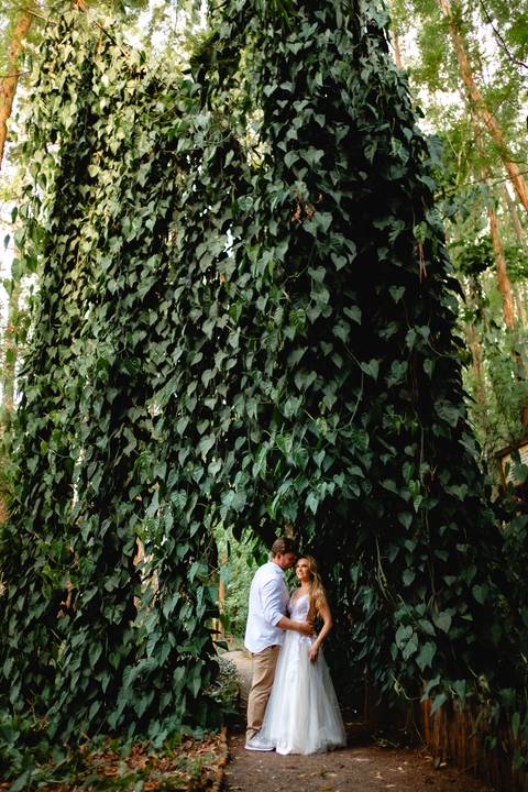 Ensaio de casal com chapéu boho

Fotógrafo romântico no Paraná

Ensaio de casal elegante e natural'