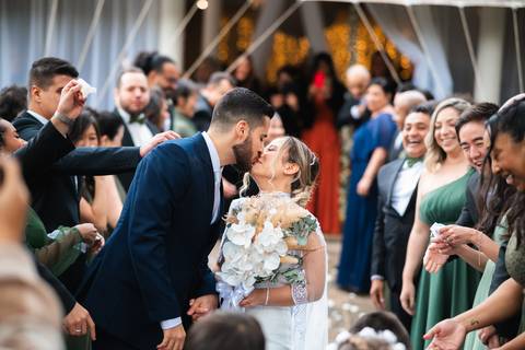 casamento ao ar livre em chácara no interior de São Paulo
fotógrafo de casamento em chácara com natureza SP
cerimônia de casamento ao ar livre em São Paulo
fotos de casamento em chácara rústica no campo'