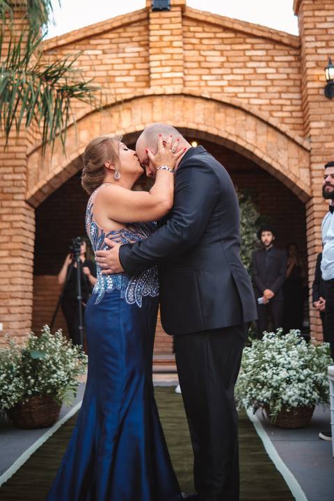 Entrada do noivo 
fotos de cerimonia no fanny eventos 
Vestido para mae do noivo
fotografo de casamento em Prudente 
Fotografo de casamento em Presidente prudente '
