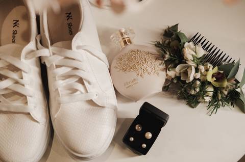 perfume para casamento de dia para noiva 
tenis para casamento de dia 
fotografo de casamento em presidente Prudente '