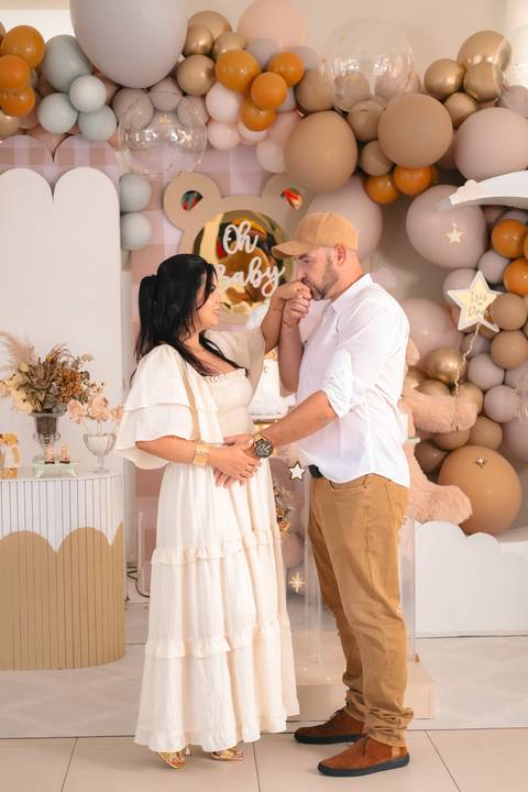 Especialista em fotografia de chá revelação e família em Presidente Prudente e região

Fotografia profissional para gestantes, famílias e bebês em Presidente Prudente – SP

'