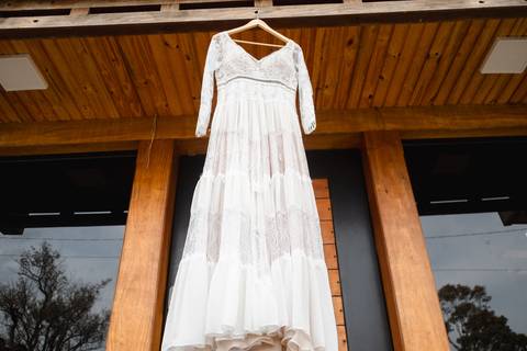 Vestido de noiva minimalista '