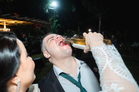 festa de casamento com whisky'