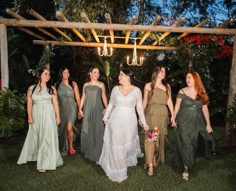 vestido verde para madrinhas 
vestido de madrinha 
aluguel de vestido de festa verde 
vestido de festa barato em presidente prudente '