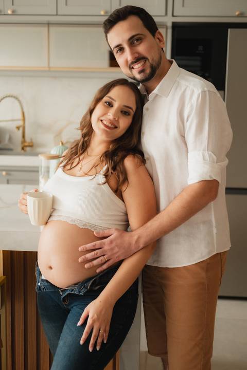 ensaio de gestante em casa 
inspiração de fotos em casa de gestante '