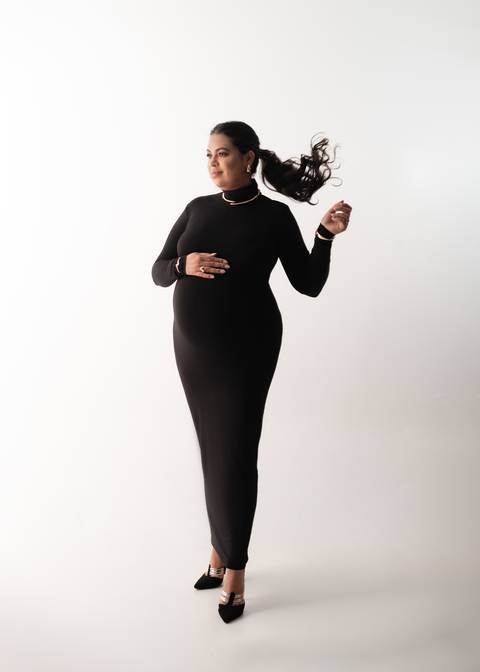 vestido de gestante elegante para ensaio 
fotos de gestante '