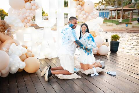 foto revelação de bebê

imagens de revelação de gênero

fotos emocionantes de revelação

fotografia profissional revelação

momentos da revelação do sexo'