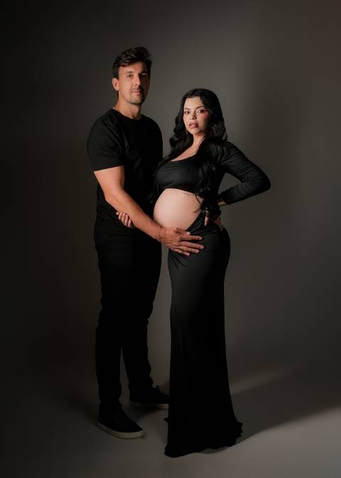 ensaio maternidade em estúdio

ensaio pré-natal fotográfico

book gestante profissional

ensaio grávida estúdio fotográfico'