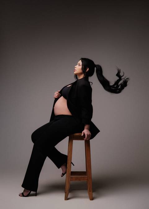 ensaio maternidade em estúdio

ensaio pré-natal fotográfico

book gestante profissional

ensaio grávida estúdio fotográfico'