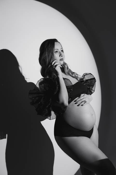 ensaio maternidade em estúdio

ensaio grávida profissional

ensaio de gravidez artístico

fotografia maternidade'