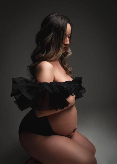 ensaio maternidade em estúdio

ensaio grávida profissional

ensaio de gravidez artístico

fotografia maternidade'