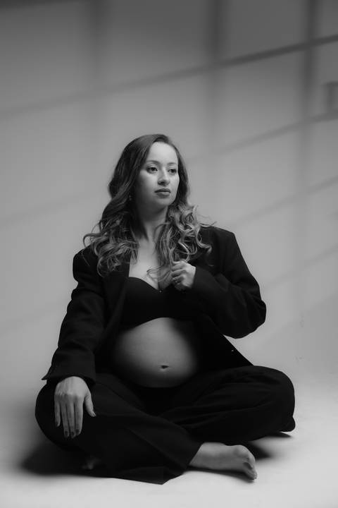 ensaio maternidade em estúdio

ensaio grávida profissional

ensaio de gravidez artístico

fotografia maternidade'