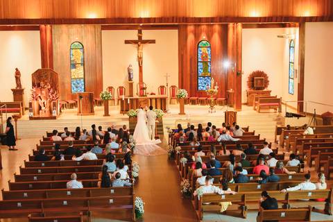 Casamento Paróquia São Miguel Arcanjo Presidente Prudente
Cerimônia religiosa casamento Mariana e Gabriel
Entrada da noiva na igreja São Miguel Arcanjo
Troca de alianças casamento religioso Presidente Prudente'