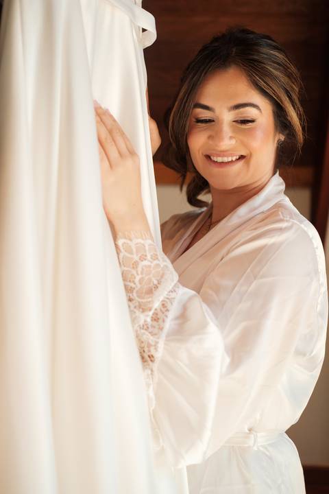 making of da noiva em Osvaldo Cruz

preparação da noiva casamento Osvaldo Cruz

dia da noiva Osvaldo Cruz

fotografia making of da noiva'