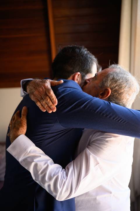 making of do noivo Osvaldo Cruz

preparação do noivo casamento

dia do noivo fotografia casamento

noivo se arrumando casamento

bastidores do noivo casamento'