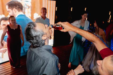 primeira dança dos noivos

brinde casamento

pista de dança casamento

decoração casamento Recanto D’Angelos

casamento ao ar livre Osvaldo Cruz

festa de casamento romântica

celebração casamento Osvaldo Cruz'