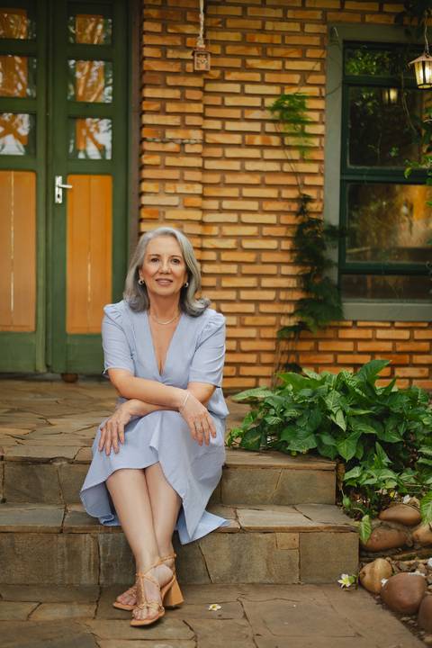 ensaio fotográfico feminino, ensaio em estúdio, fotografia feminina, ensaio elegante, fotografia profissional, ensaio de mulher, estúdio fotográfico, ensaio autoral, fotografia de personalidade'