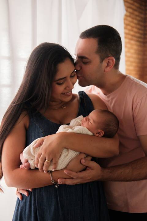 vínculo familiar

amor desde a gestação

primeiros dias do bebê

conexão pais e bebê

história de superação'