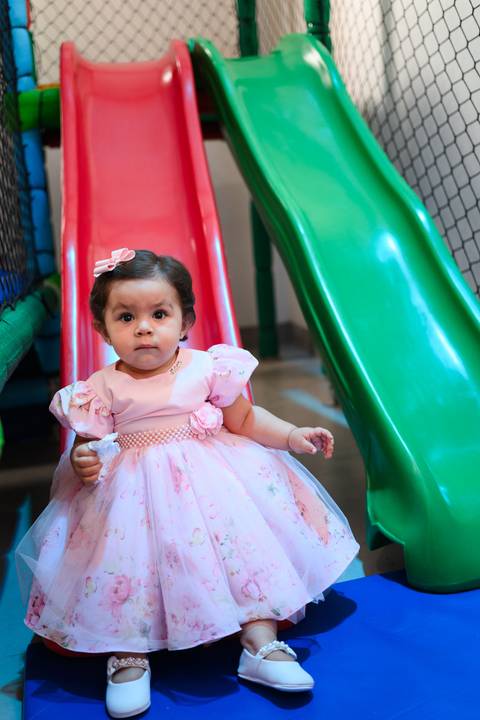 crianças brincando festa infantil

convidados festa 1 ano

momentos espontâneos festa infantil

alegria festa infantil Pirapozinho'