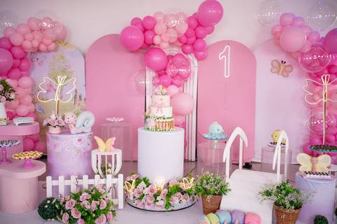 decoração festa infantil 1 ano Pirapozinho

decoração festa 1 aninho Lara

mesa do bolo festa infantil Pirapozinho

decoração aniversário 1 ano menina

detalhes decoração festa infantil'