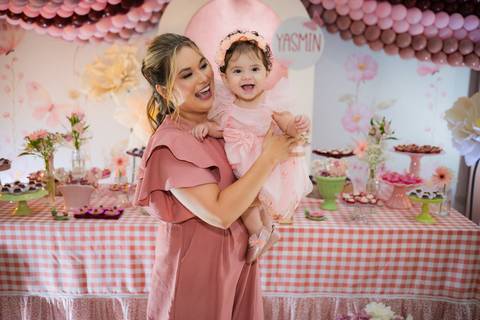 festa 1 aninho Osvaldo Cruz

aniversário infantil Osvaldo Cruz

festa infantil Yasmin 1 ano

fotografia de festa infantil Osvaldo Cruz

ensaio festa 1 aninho

fotógrafo festa infantil Osvaldo Cruz

festa de bebê 1 ano'