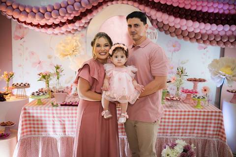 festa 1 aninho Osvaldo Cruz

aniversário infantil Osvaldo Cruz

festa infantil Yasmin 1 ano

fotografia de festa infantil Osvaldo Cruz

ensaio festa 1 aninho

fotógrafo festa infantil Osvaldo Cruz

festa de bebê 1 ano'