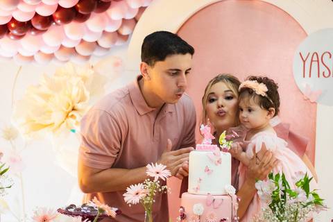 festa 1 aninho Osvaldo Cruz

aniversário infantil Osvaldo Cruz

festa infantil Yasmin 1 ano

fotografia de festa infantil Osvaldo Cruz

ensaio festa 1 aninho

fotógrafo festa infantil Osvaldo Cruz

festa de bebê 1 ano'