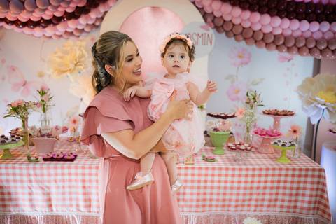 festa 1 aninho Osvaldo Cruz

aniversário infantil Osvaldo Cruz

festa infantil Yasmin 1 ano

fotografia de festa infantil Osvaldo Cruz

ensaio festa 1 aninho

fotógrafo festa infantil Osvaldo Cruz

festa de bebê 1 ano'