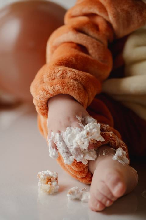 deias para festa de 1 ano menino

ensaio de 1 aninho bebê

fotos de aniversário 1 ano bebê

ensaio smash the cake menino

ensaio infantil em estúdio'