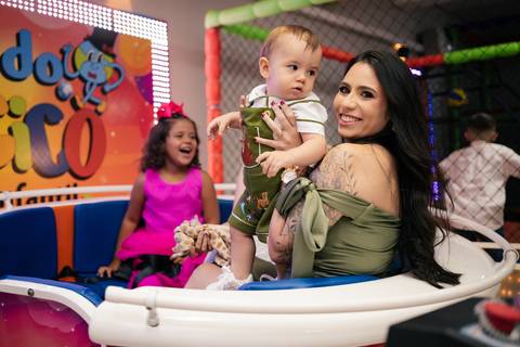 esta infantil Presidente Prudente

fotografia de festa infantil Presidente Prudente

fotógrafo festa infantil Presidente Prudente

festa de aniversário infantil

festa infantil 1 ano

aniversário de 1 ano bebê

festa de 1 aninho'