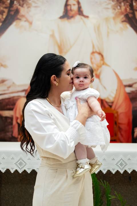 como funciona fotografia de batizado

quanto custa fotógrafo de batizado

fotógrafo para batizado na igreja

vale a pena fotografar batizado

fotos de batizado na igreja dicas'