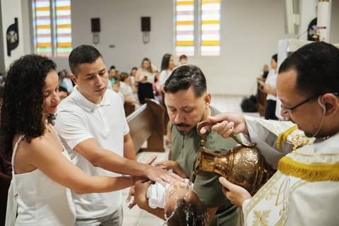 batizado Paróquia Mãe da Igreja

fotógrafo batizado Paróquia Mãe da Igreja Presidente Prudente

fotografia de batizado em igreja Presidente Prudente

fotógrafo batizado oeste paulista

fotos de batizado Presidente Prudente SP'