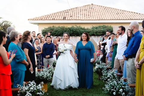 decoração casamento chácara
noivos apaixonados casamento
ensaio dos noivos casamento real
casamento elegante ao ar livre
fotografia de casamento presidente prudente
casamento emocionante no campo
noiva elegante 2026
fornecedores casamento chácara veneza'