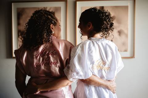 decoração casamento chácara
noivos apaixonados casamento
ensaio dos noivos casamento real
casamento elegante ao ar livre
fotografia de casamento presidente prudente
casamento emocionante no campo
noiva elegante 2026
fornecedores casamento chácara veneza'