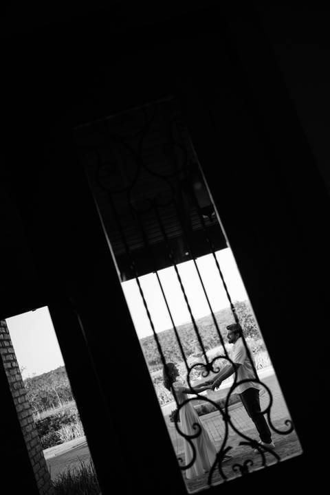 ensaio lifestyle de casal
fotos espontâneas de casal
ensaio pré casamento criativo
fotógrafo pre wedding São Paulo
ensaio de casal cinematográfico'