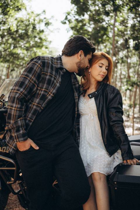 ensaio pre wedding na fazenda
pre wedding com moto
ensaio de casal com motocicleta
fotógrafo de casamento Presidente Prudente
ensaio pré casamento romântico
ensaio em fazenda'