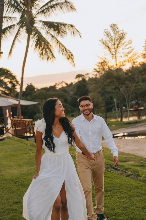 ensaio de casal ao ar livre
fotógrafo em Osvaldo Cruz
ensaio de casal cinematográfico
fotos românticas de casal
ensaio de casal moderno
fotografia autoral de casal'