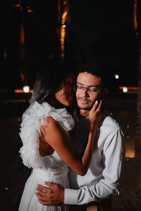 ensaio de casal ao ar livre
fotógrafo em Osvaldo Cruz
ensaio de casal cinematográfico
fotos românticas de casal
ensaio de casal moderno
fotografia autoral de casal'