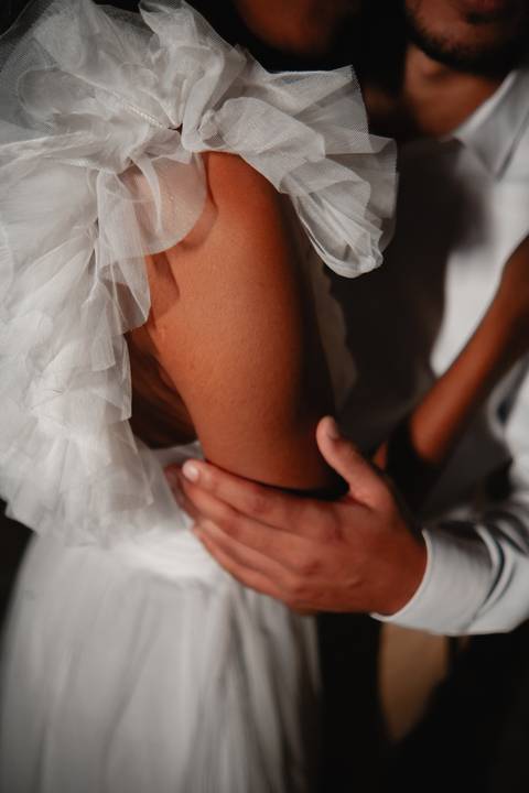 ensaio de casal ao ar livre
fotógrafo em Osvaldo Cruz
ensaio de casal cinematográfico
fotos românticas de casal
ensaio de casal moderno
fotografia autoral de casal'