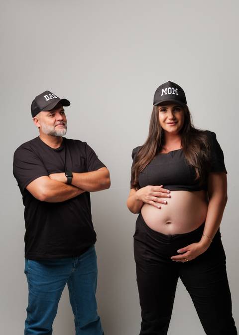 ensaio gestante em estúdio
fotógrafo de gestante
fotografia gestante profissional
book gestante casal
ensaio de gravidez
fotos de gestante em estúdio'