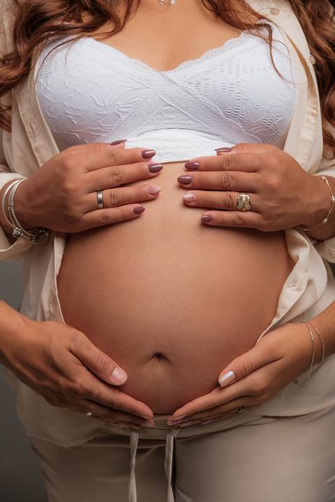 ensaio gestante emocionante
ensaio gestante cristão
bebê milagre
gravidez planejada
ensaio maternidade com fé
fotos de gestante em estúdio
fotografia de maternidade
fotógrafo de gestante em Presidente Prudente'