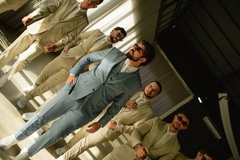 casamento, fotografia de casamento, casamento ao ar livre, casamento elegante, casamento romântico, casamento sofisticado, casamento clássico, casamento moderno, casamento luxuoso, casamento noturno, cerimônia de casamento, festa de casamento, recepção de'