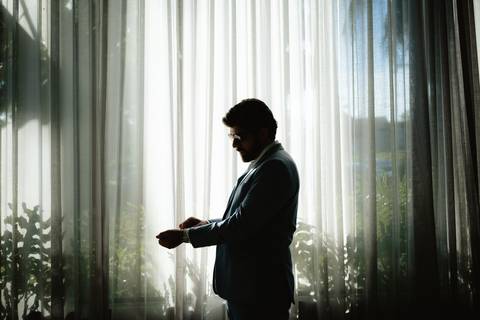 casamento, fotografia de casamento, casamento ao ar livre, casamento elegante, casamento romântico, casamento sofisticado, casamento clássico, casamento moderno, casamento luxuoso, casamento noturno, cerimônia de casamento, festa de casamento, recepção de'
