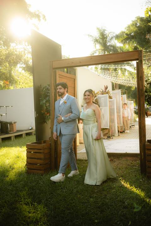 casamento, fotografia de casamento, casamento ao ar livre, casamento elegante, casamento romântico, casamento sofisticado, casamento clássico, casamento moderno, casamento luxuoso, casamento noturno, cerimônia de casamento, festa de casamento, recepção de'