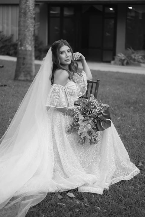 ntrada da noiva, making of da noiva, vestido de noiva, noiva elegante, noivos apaixonados, casal apaixonado, troca de alianças, votos de casamento, wedding photography, wedding film, fotos espontâneas casamento, fotos românticas casamento'