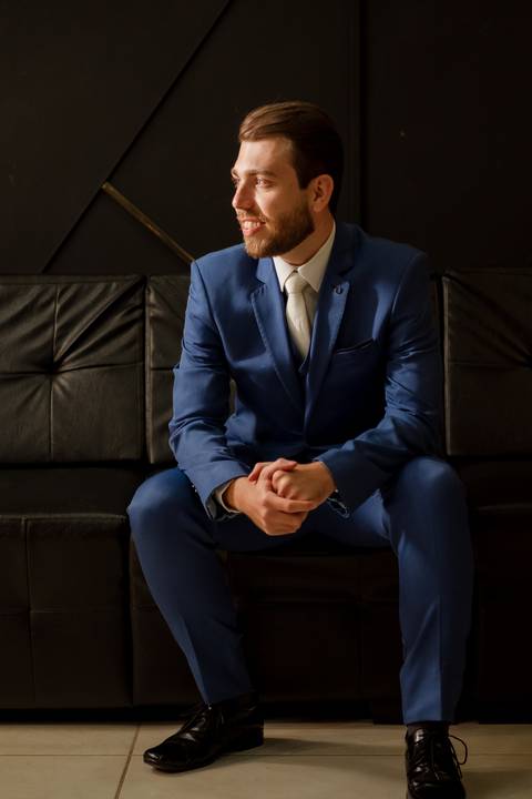 erno do noivo;
traje do noivo;
terno para casamento;
terno elegante para noivo;
look do noivo;
estilo do noivo;
acessórios do noivo;
inspiração para terno do noivo'