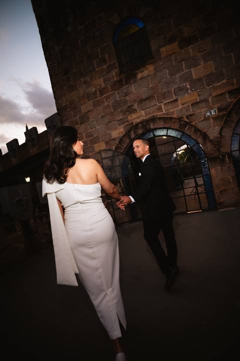 casal no pré-wedding
ensaio de noivos
fotos de noivos
ensaio pré-casamento
casal no campo
fotografia de noivos
fotos românticas de casal'