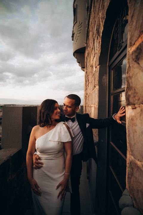 casal no pré-wedding
ensaio de noivos
fotos de noivos
ensaio pré-casamento
casal no campo
fotografia de noivos
fotos românticas de casal'