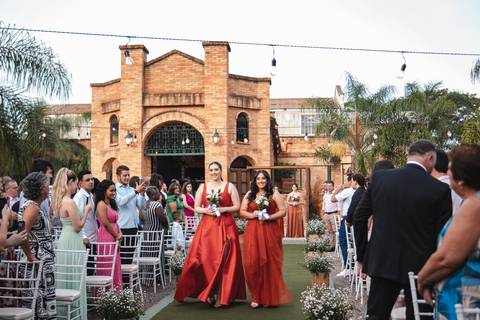 Entrada da noiva
Noiva entrando na igreja
Noivo esperando a noiva
Troca de alianças
Votos de casamento
Fotografias espontâneas de casamento
Fotografia documental de casamento
Casamento em Presidente Prudente SP'